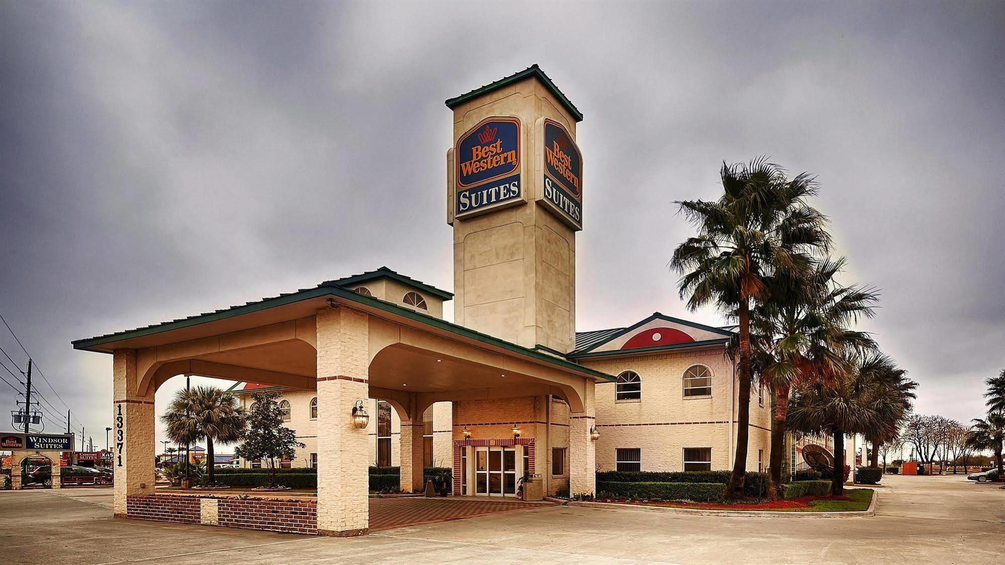 Hotel Quality & Cypress